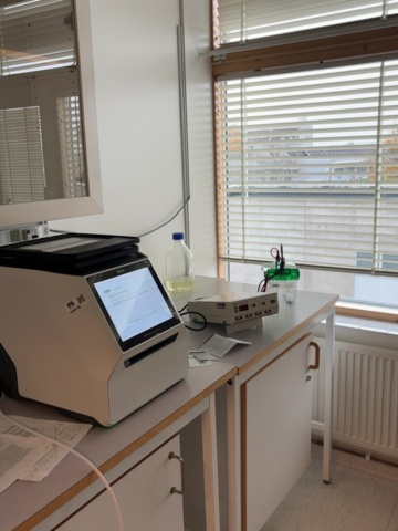 1549158-23 Elektroforessystem – Bio-Rad GelDoc Go, PowerPac 300 och Criterion Cell med spänningsomvandlare