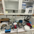 1549163-1 Laboratorieutrustning – magnetomrörare, värmeutrustning och Eppendorf MiniSpin