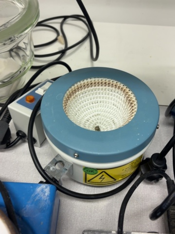 1549163-6 Laboratorieutrustning – magnetomrörare, värmeutrustning och Eppendorf MiniSpin