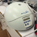 1549163-9 Laboratorieutrustning – magnetomrörare, värmeutrustning och Eppendorf MiniSpin