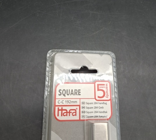 1586349-2 Handtag, 45 st - Hafa Square, c/c 192 mm