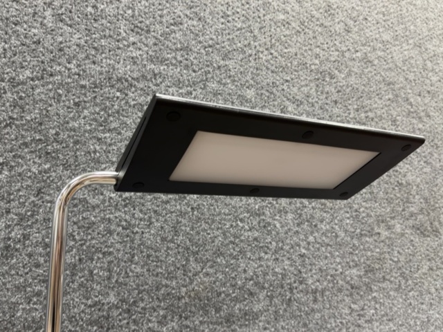 1605894-2 Golvlampa Alba LEDSWING