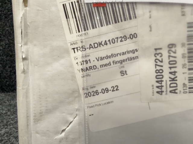 1605901-3 Värdeförvaringsskåp MAYNARD Med fingerläsning, 230x450x400 mm