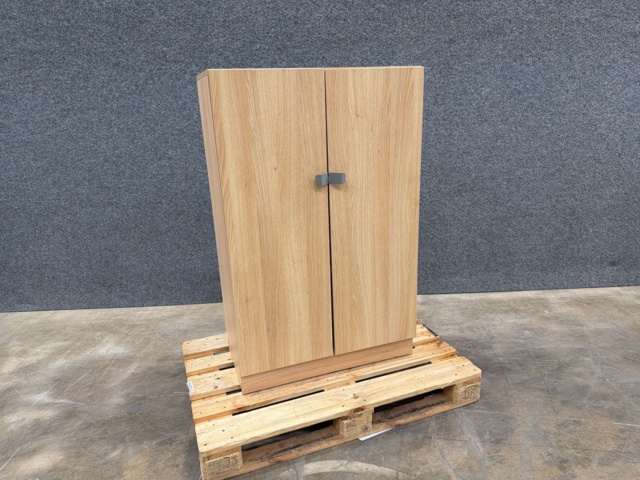 1605928-2 Skåp QBUS 1252x800x420 mm, ek