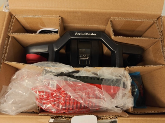 1485851-9 Isborr batteridriven 200mm StrikeMaster Maven 40V