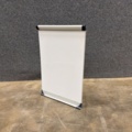 1605948-1 Presentationstavla på stativ 700x1000 mm