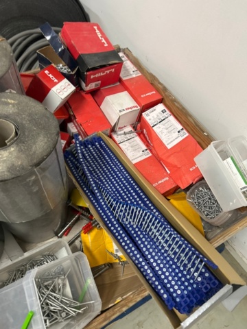1600341-3 Parti med byggmaterial