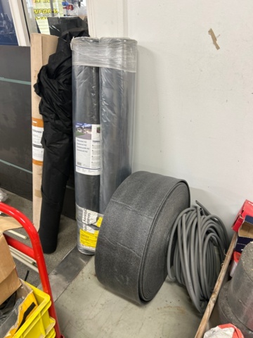 1600341-4 Parti med byggmaterial