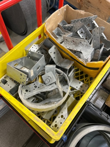 1600341-7 Parti med byggmaterial