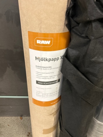 1600341-9 Parti med byggmaterial