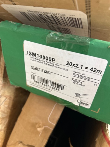 1600341-15 Parti med byggmaterial