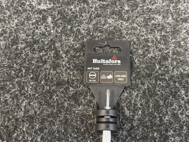 1606247-4 10 st Testmejslar Hultafors 448105 HVT 3x65mm120x250 volt