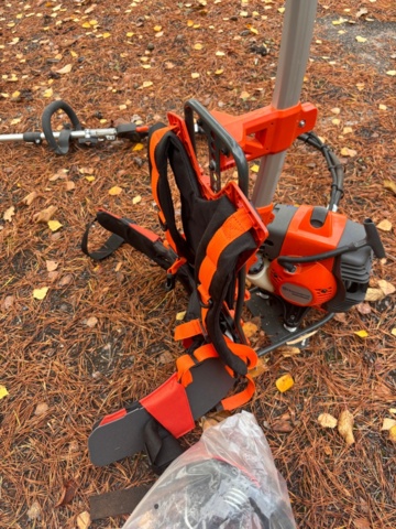 1408059-4 Röjsåg med tillbehör - Husqvarna 535FBX