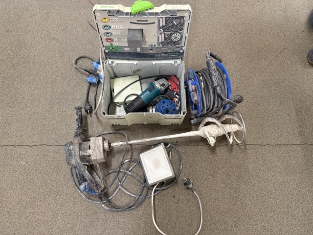 1600320-2 Betongslip och blandmaskin (Makita & Festool)