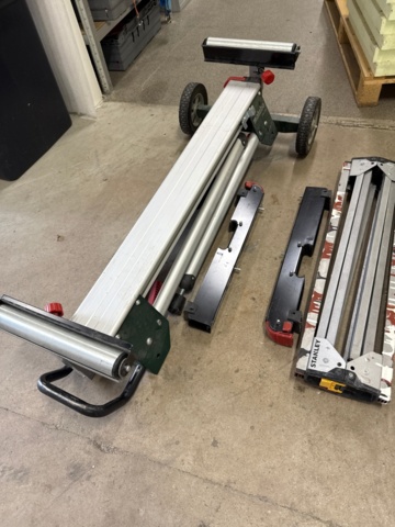 1600323-4 Sågbord och arbetsbockar