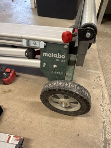 1600323-5 Sågbord och arbetsbockar