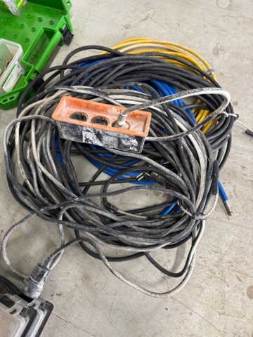 1600324-9 Sortimentboxar och elkabel