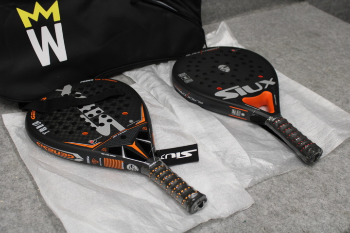 1558771-3 Två padelrack Siux inkl ryggsäck