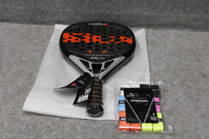 1558776-2 Padelrack Siux Fenix 3 2023