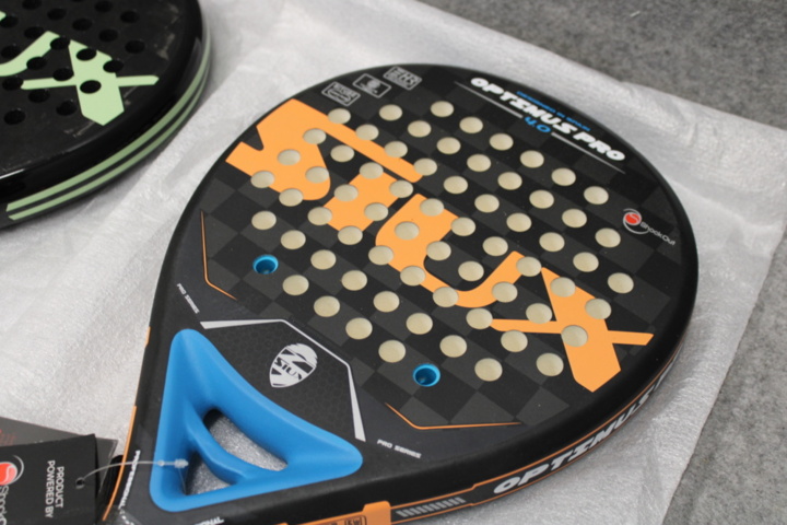 1558779-7 Två padelrack Siux