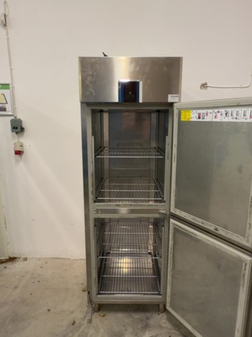 1607920-4 Electrolux ESP72HFC
