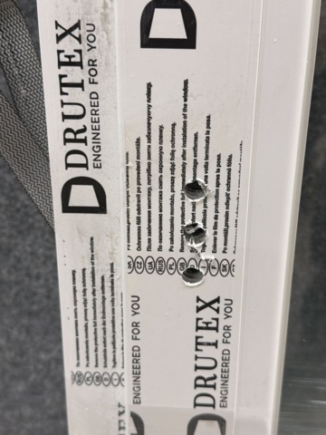 1604883-11 Vridfönster PVC 9x13, vit