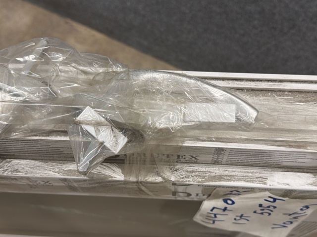 1604885-8 Öppningsbart PVC-fönster 26x11, vit