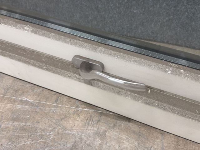 1604887-8 Vridfönster alu/trä 11x14, vit