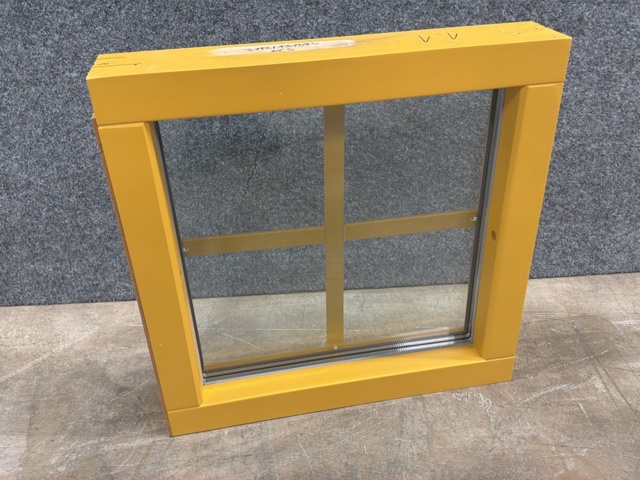 1604890-5 Fast fönster 3-glas trä 6x6 trä, gul