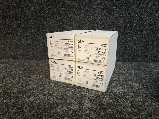 1604855-2 12 st Dvärgströmbrytare – E93S C13 – AEG 400V