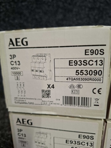 1604855-4 12 st Dvärgströmbrytare – E93S C13 – AEG 400V