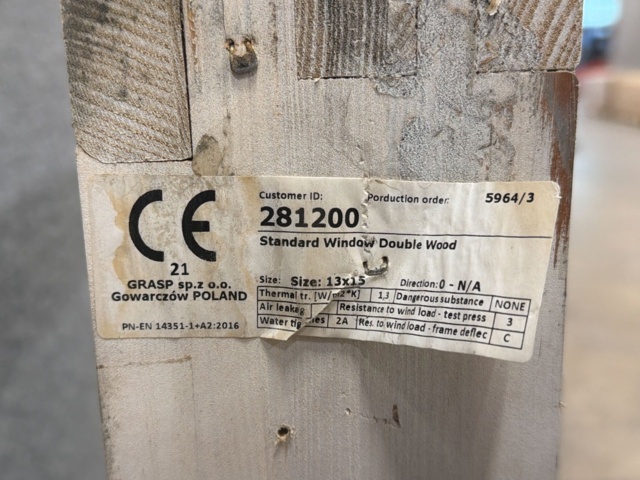 1604899-4 Öppningsbart fönster 13x15, vit - träfönster