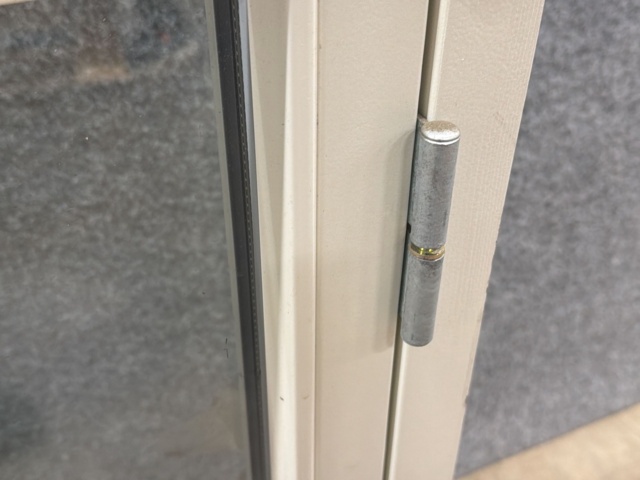 1604899-6 Öppningsbart fönster 13x15, vit - träfönster