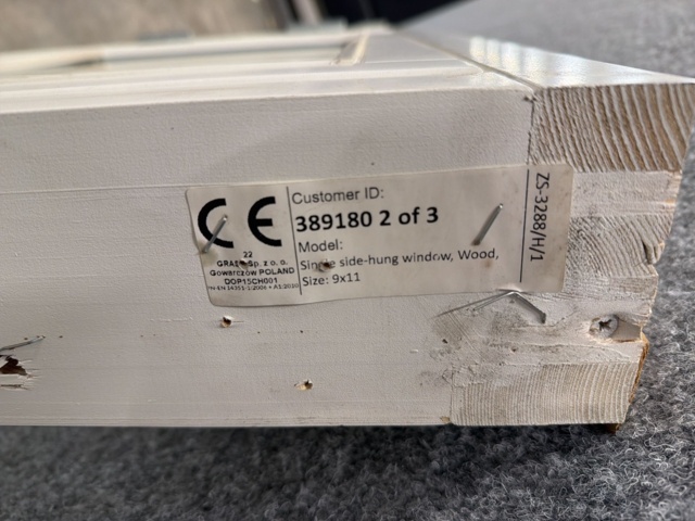 1608360-5 Öppningsbart fönster 9x11, vit - sidohängt träfönster