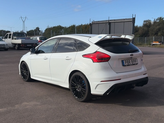 1608527-3 Ford Focus RS Manual, 350hp -2017
