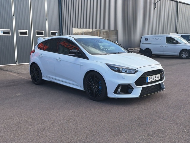 1608527-7 Ford Focus RS Manual, 350hp -2017