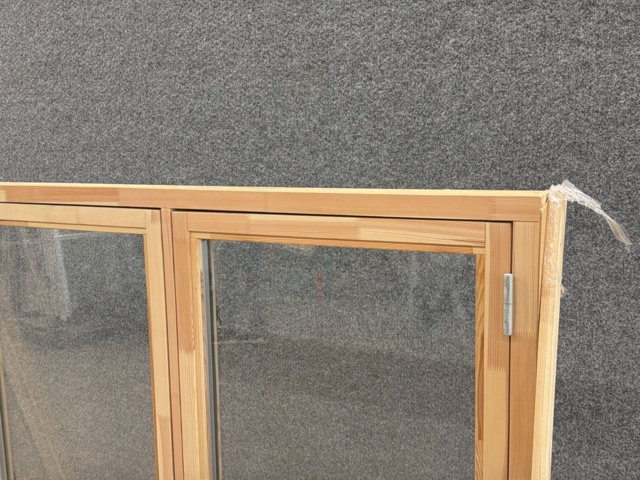 1608532-3 Öppningsbart fönster 2-glas 15x16, trä