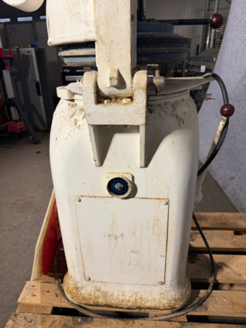 1566757-18 Bullpress