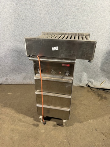 1566738-1 Värmeri på hjul med korvgrill
