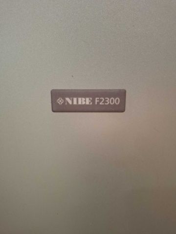 1537808-4 Luft/vatten-värmepump Nibe F2300-14
