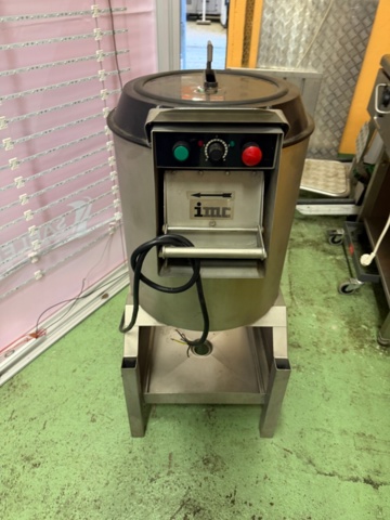 1566768-2 Potatisskalare med stativ – IMC