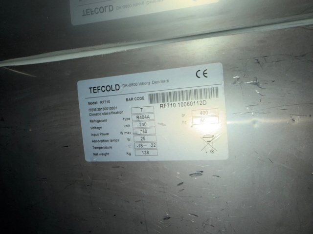 1566776-3 Frysskåp på hjul – Tefcold RF710