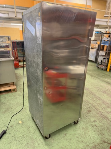 1566776-5 Frysskåp på hjul – Tefcold RF710