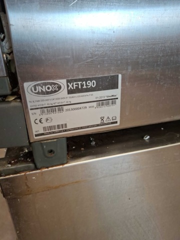 1537938-23 Ugn Unox med jässkåp XFT190 & ​​​​​​​XLT193
