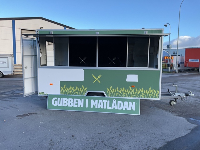 1473880-12 Foodtruck /Matvagn - 2023