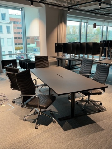 1548411-21 Meeting group - table & 6x armchairs