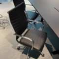 1548411-8 Meeting group - table & 6x armchairs