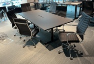 1548411 Meeting group - table & 6x armchairs