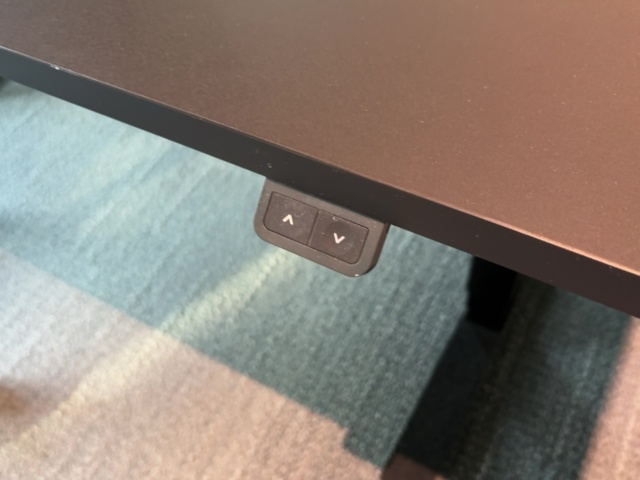 1548415-4 Office furniture for four workplaces