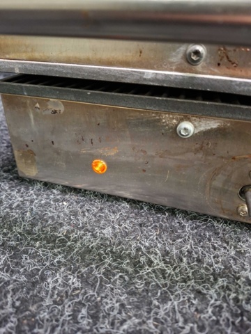 1608609-3 Klämgrill FKI STO-98